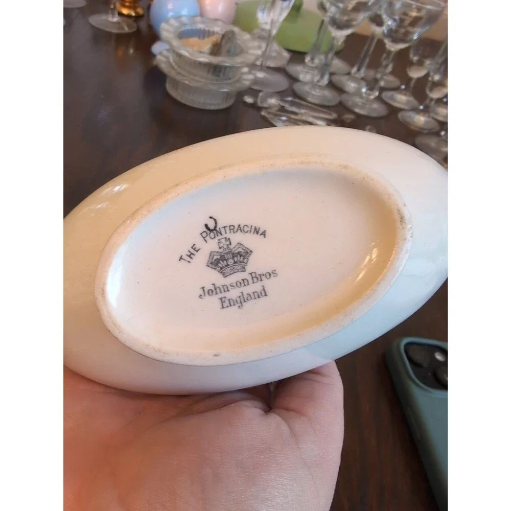 Johnson Bros The Pontacina Gravy Boat